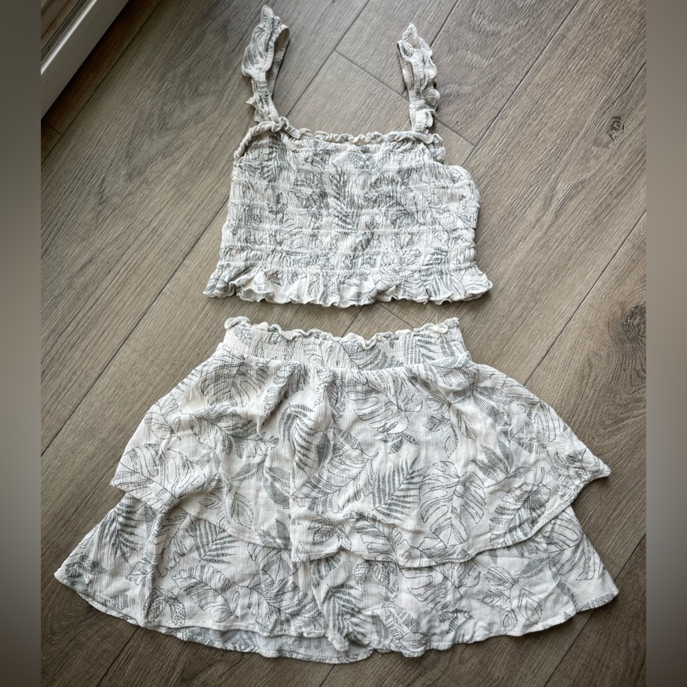 Paper Crane White Leaf Print Two-Piece Crop Top and Skirt Set